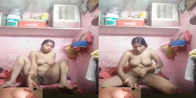 640px x 320px - Bhojpuri housewife masturbating pussy on video call - Village Sex Videos