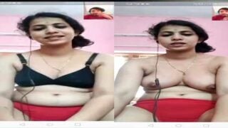 Sweet sexy Dehati wife shows boobs on video call