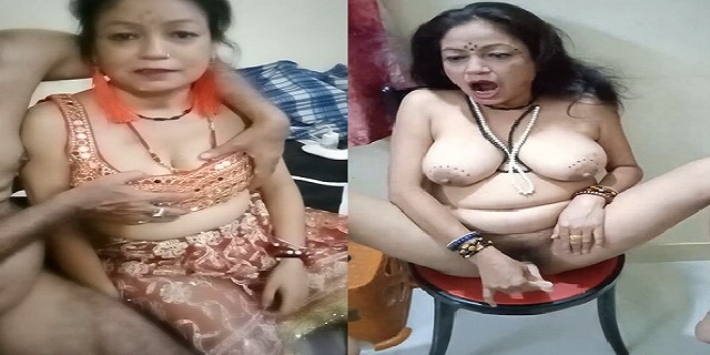 Assamese Old Women Fucking - Mature wife dildoing pussy in Assamese sex video