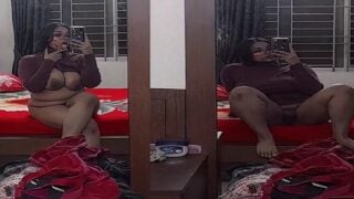 Huge boobs Indian girl nude mirror video making