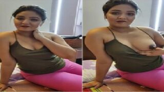 Boobs showing pregnant bhabhi village sex MMS