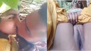 Desi girl missionary fucking jungle outdoor sex MMS