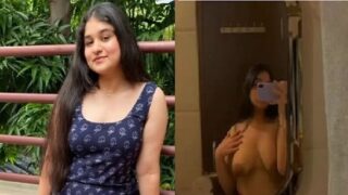 Plump boobs exposing Indian girl nude show